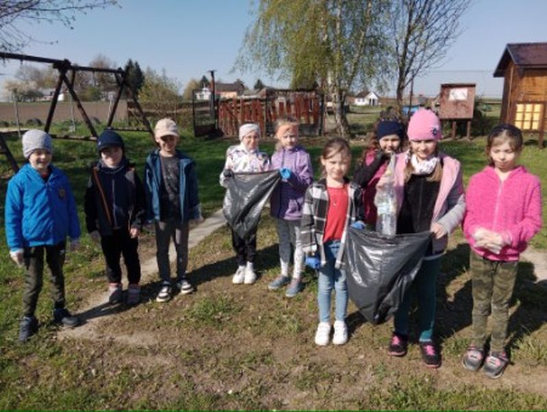 AKCJA „SPRZĄTAMY DLA POLSKI”