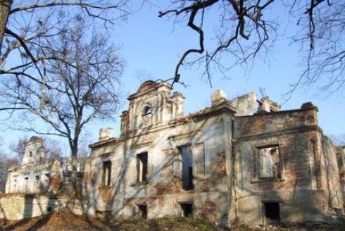 Ruiny starego budynku