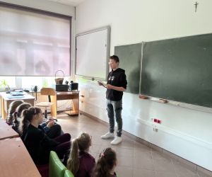 uczeń opowiada ciekawostki o Bolesławie Chrobrym