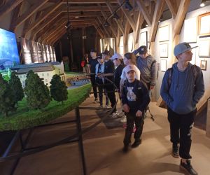 Zwiedzanie Muzeum „Cztery Rodziny”.