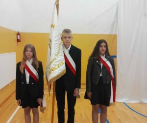 Poczet sztandarowy szkoły