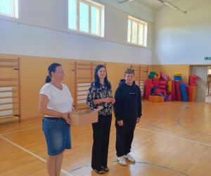 Pani Dyrektor gratulujemy wygranej chłopcom