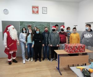 Wizyta Mikołaj w klasie VIII