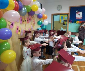 przedszkolaki ślubują