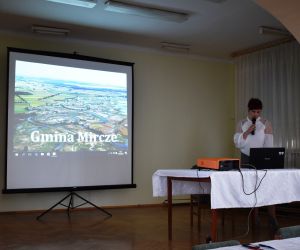 Omówienie prezentacji przez Panią Jolantę Stolarczyk