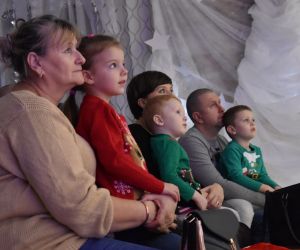 Publiczność oglądająca przedstawienie