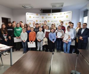 Organizatorzy i uczestnicy konkursu 