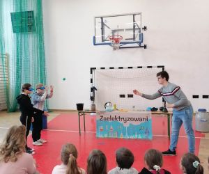 Pokaz z użyciem okularów