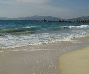 Plaża i Ocean Atlantycki w Vigo w Hiszpanii