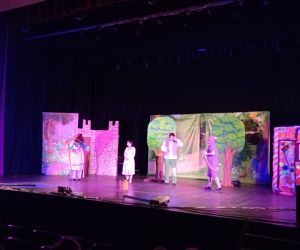 aktorzy na deskach HDK