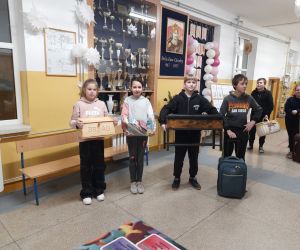 Klasa 5 prezentuje pomysłowe rozwiązania