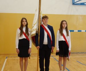 Poczet sztandarowy szkoły