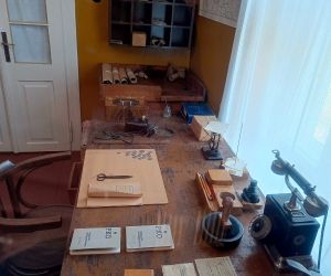 Wnętrze budynku poczty