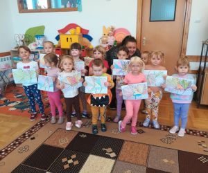 Pani Małgosia z przedszkolakami