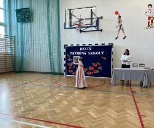 Uczeń przebrany za Bolesława Chrobrego